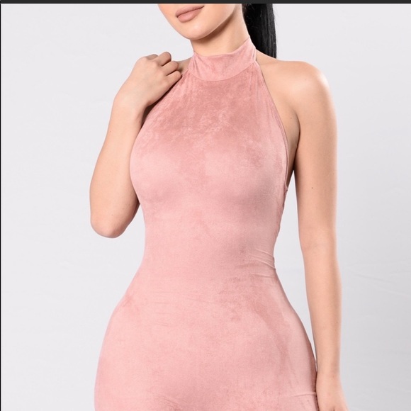 🍒SOLD🍒 Fashion Nova Pink Suede Capri Jumpsuit✨ - Picture 2 of 5